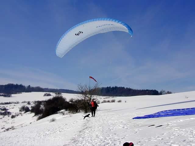 2005 K03.05 Wasserkuppe Paragliding 008