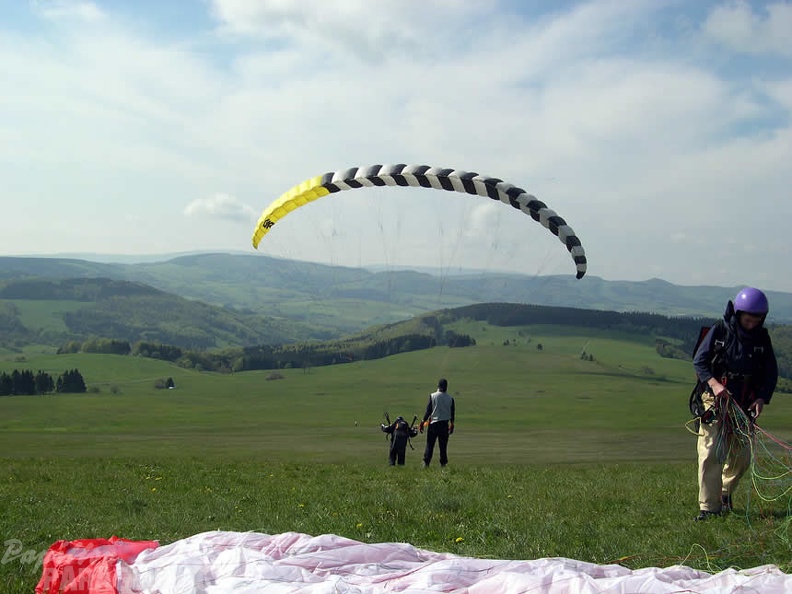 2005 K13.05 Wasserkuppe Paragliding 004