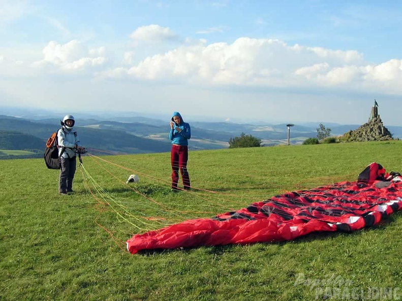 2005 K24.05 Wasserkuppe Paragliding 032