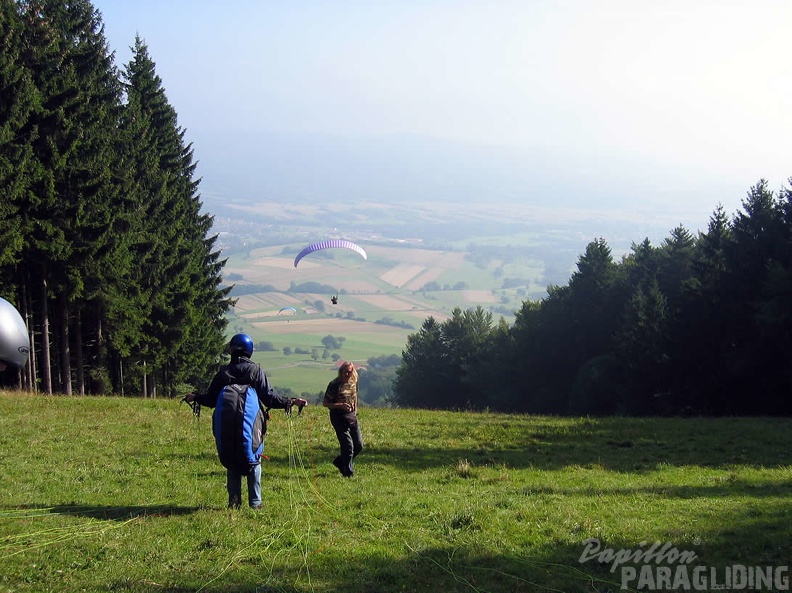 2005_K26.05_Wasserkuppe_Paragliding_026.jpg