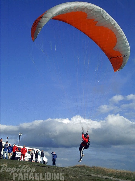2005 K27.05 Wasserkuppe Paragliding 001