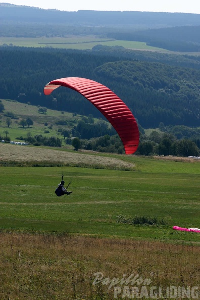 2005_K27.05_Wasserkuppe_Paragliding_024.jpg