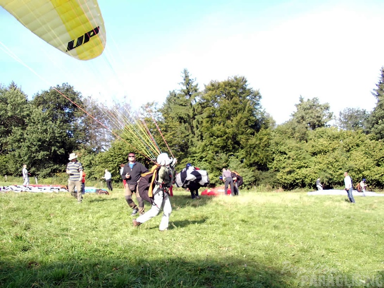 2005 K28.05 Wasserkuppe Paragliding 013