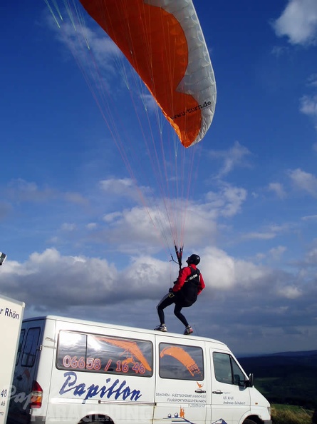 2005 K28.05 Wasserkuppe Paragliding 086