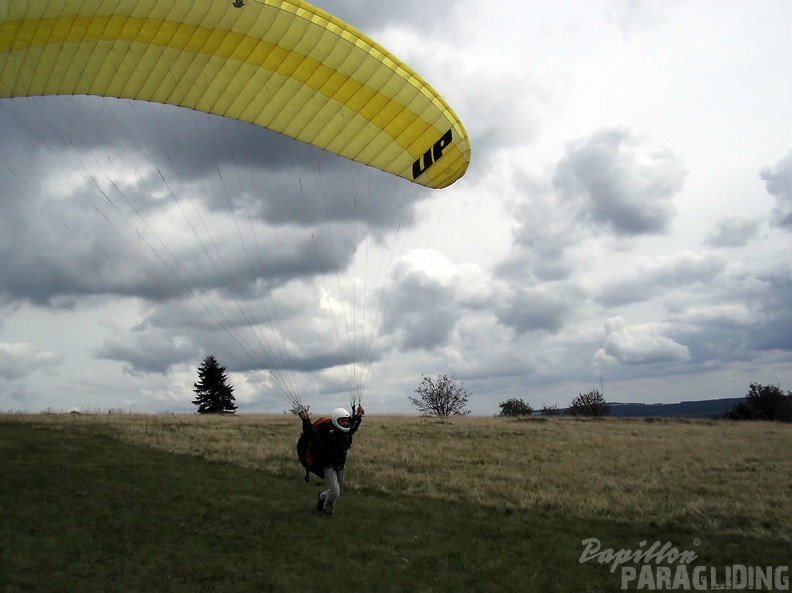 2005_K28.05_Wasserkuppe_Paragliding_104.jpg