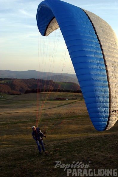 2006_K12.06_Gleitschirm_Wasserkuppe_006.jpg