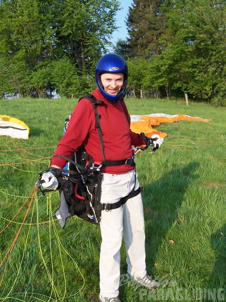 2007 KK11.07 Gleitschirm Wasserkuppe 010