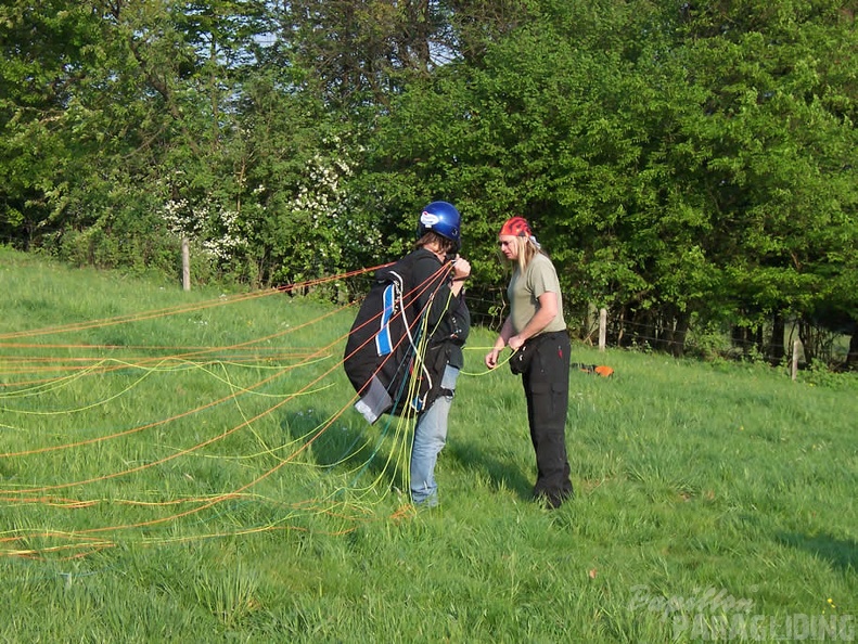 2007_KK11.07_Gleitschirm_Wasserkuppe_014.jpg