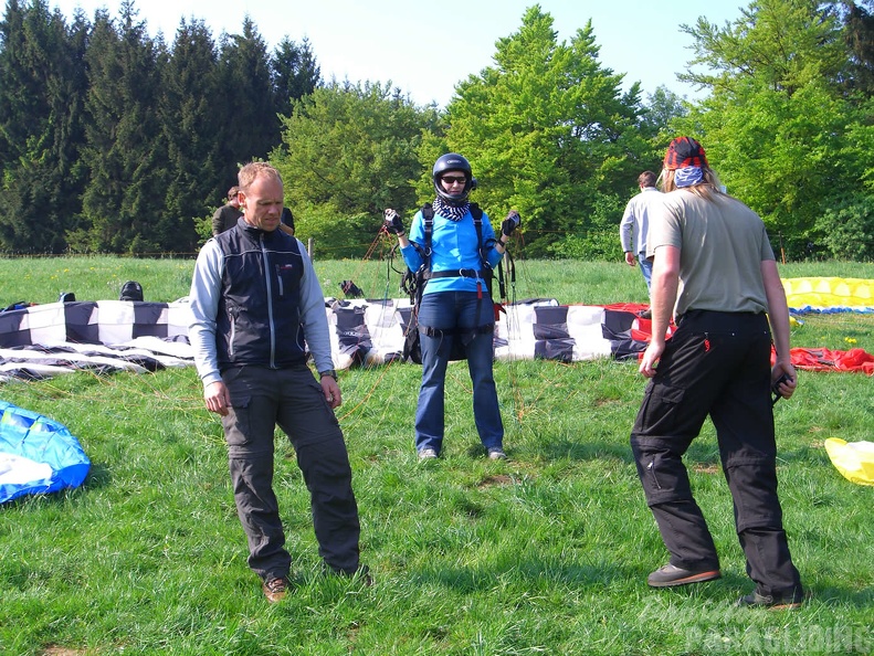 2007_KK11.07_Gleitschirm_Wasserkuppe_099.jpg