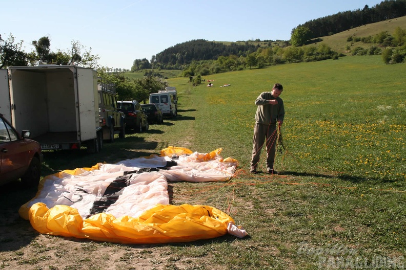 2007_KK11.07_Gleitschirm_Wasserkuppe_141.jpg