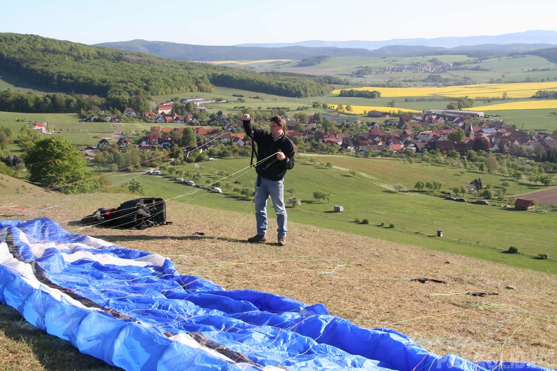 2007_KK11.07_Gleitschirm_Wasserkuppe_193.jpg