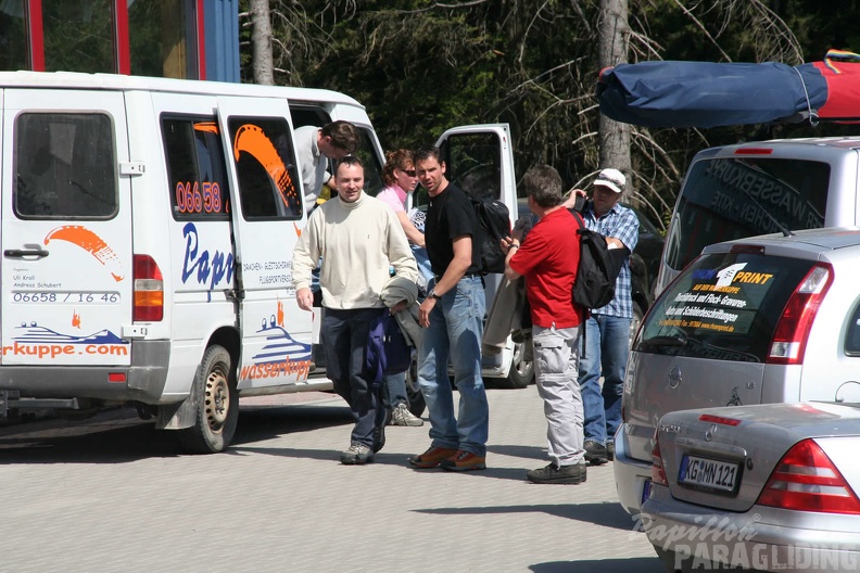 2007_KK11.07_Gleitschirm_Wasserkuppe_228.jpg