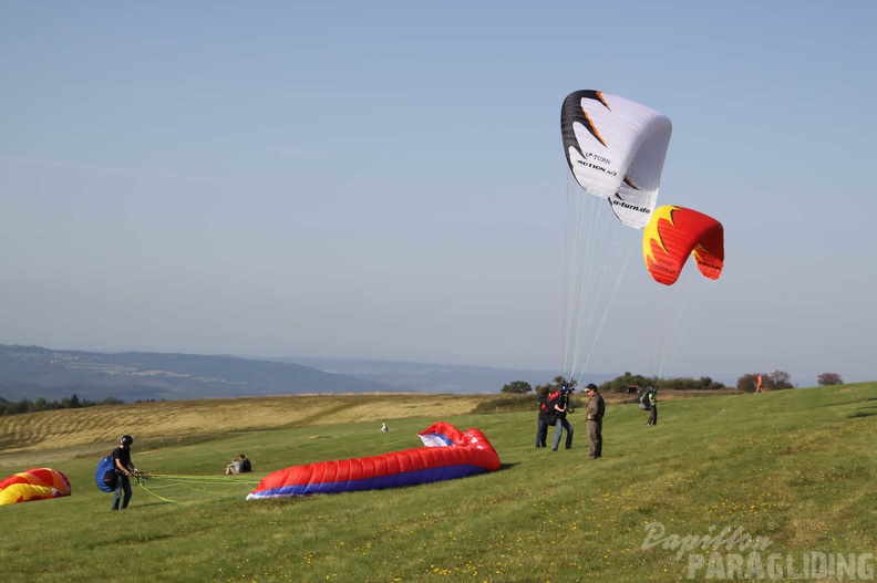 2009 RK33.09 Wasserkuppe Paragliding 023