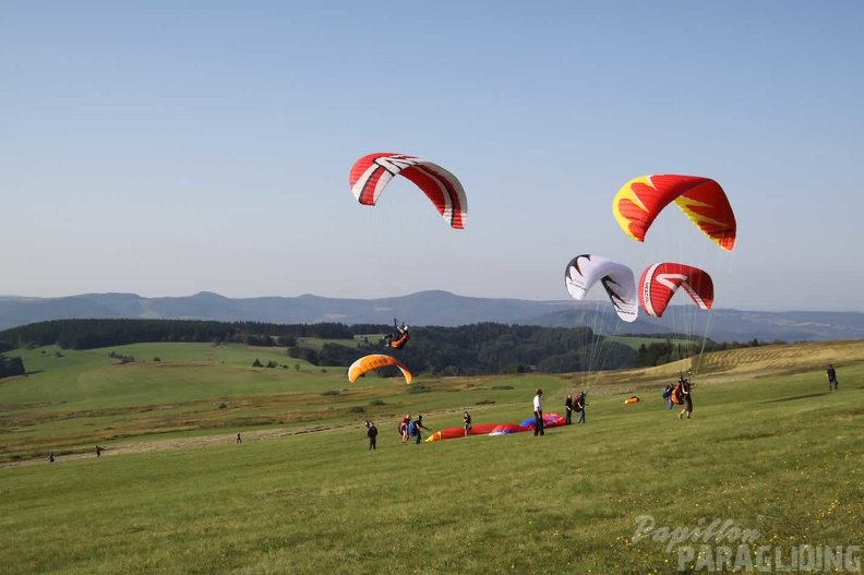 2009 RK33.09 Wasserkuppe Paragliding 033