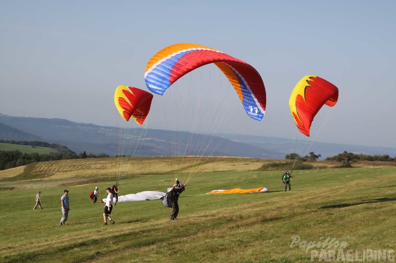 2009 RK33.09 Wasserkuppe Paragliding 044