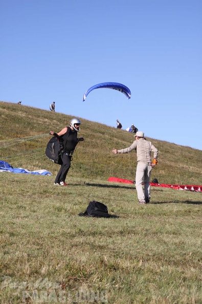2009 RS33.09 Wasserkuppe Paragliding 051