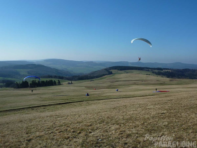 2010 Aprilfliegen Wasserkuppe Paragliding 115