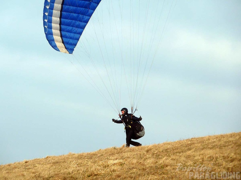 2010_RK.APRIL_Wasserkuppe_Paragliding_026.jpg