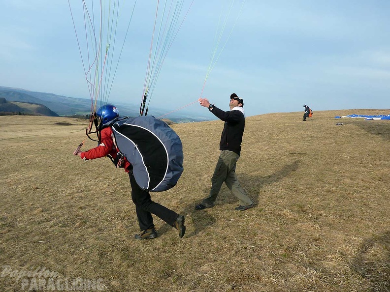 2010_RK.APRIL_Wasserkuppe_Paragliding_032.jpg