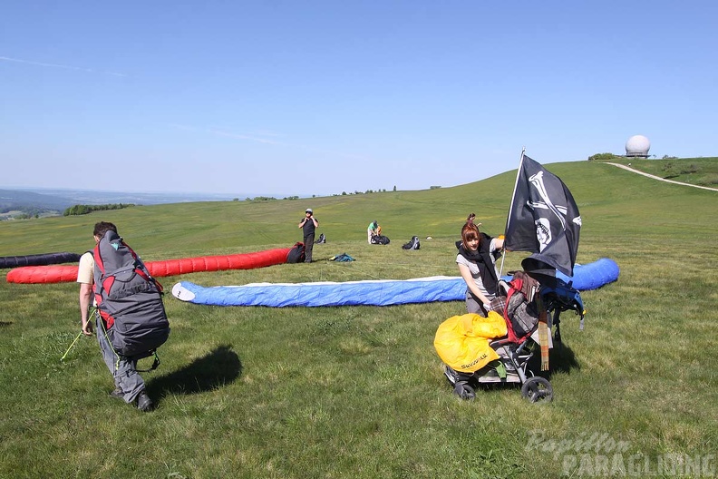 2010 RK22.10 Wasserkuppe Paragliding 012