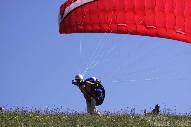 2010 RK22.10 Wasserkuppe Paragliding 013