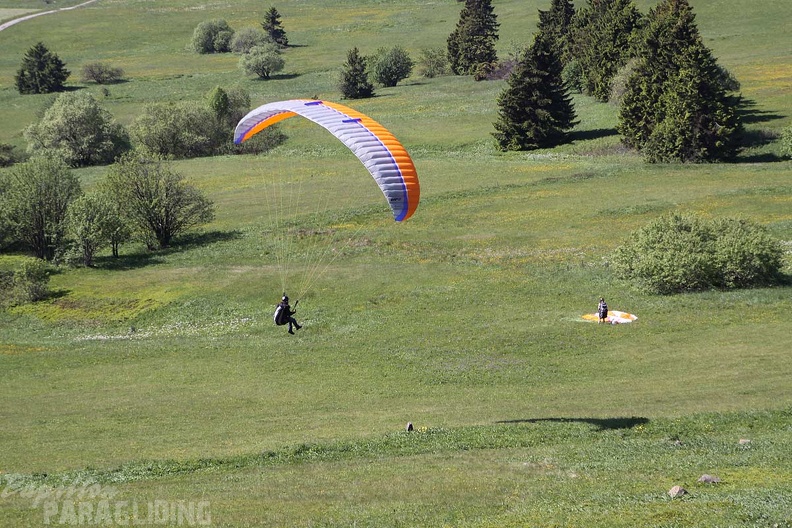 2010 RK22.10 Wasserkuppe Paragliding 033