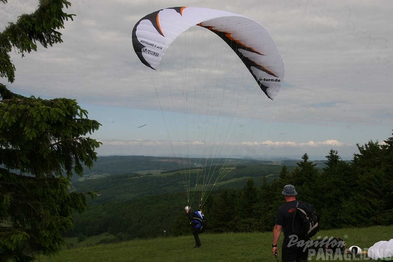 2010_RK24.10_Wasserkuppe_Paragliding_004.jpg