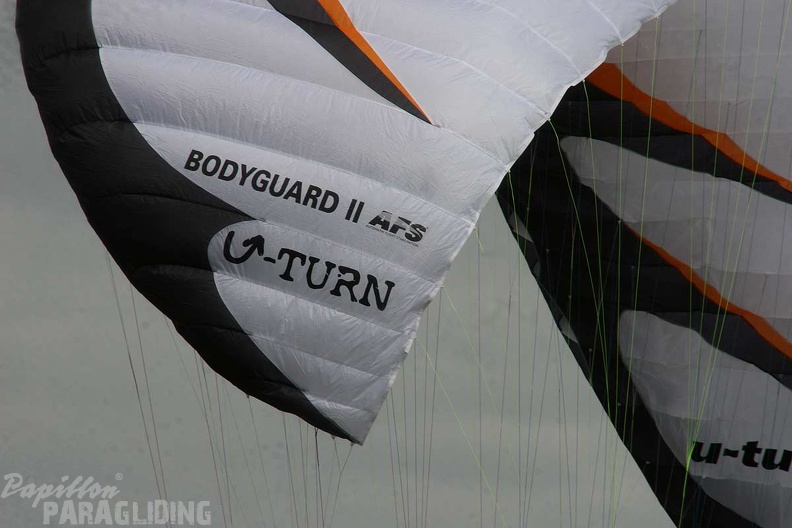 2010 RK24.10 Wasserkuppe Paragliding 008