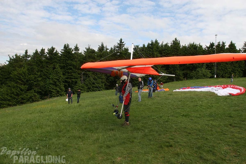 2010 RK24.10 Wasserkuppe Paragliding 026