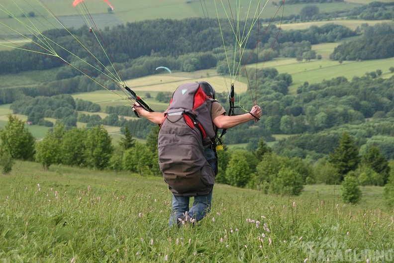 2010_RK24.10_Wasserkuppe_Paragliding_037.jpg