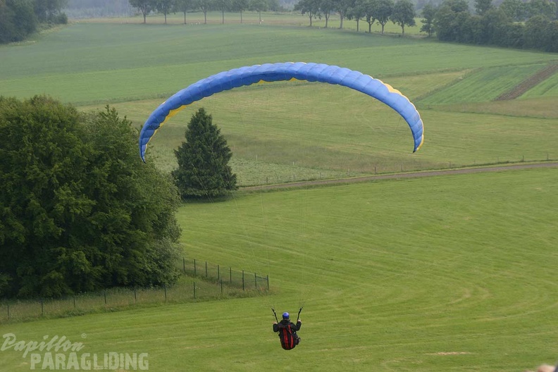 2010_RK24.10_Wasserkuppe_Paragliding_122.jpg