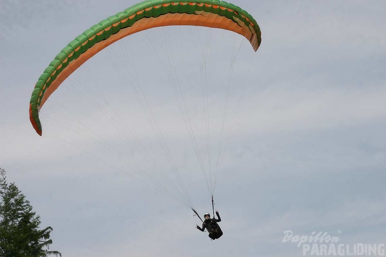 2010 RK24.10 Wasserkuppe Paragliding 142