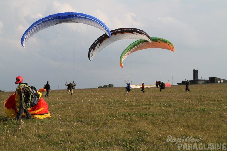 2010_RK25.10_Wasserkuppe_Paragliding_121.jpg