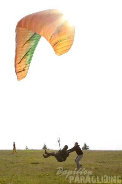 2010 RK25.10 Wasserkuppe Paragliding 122