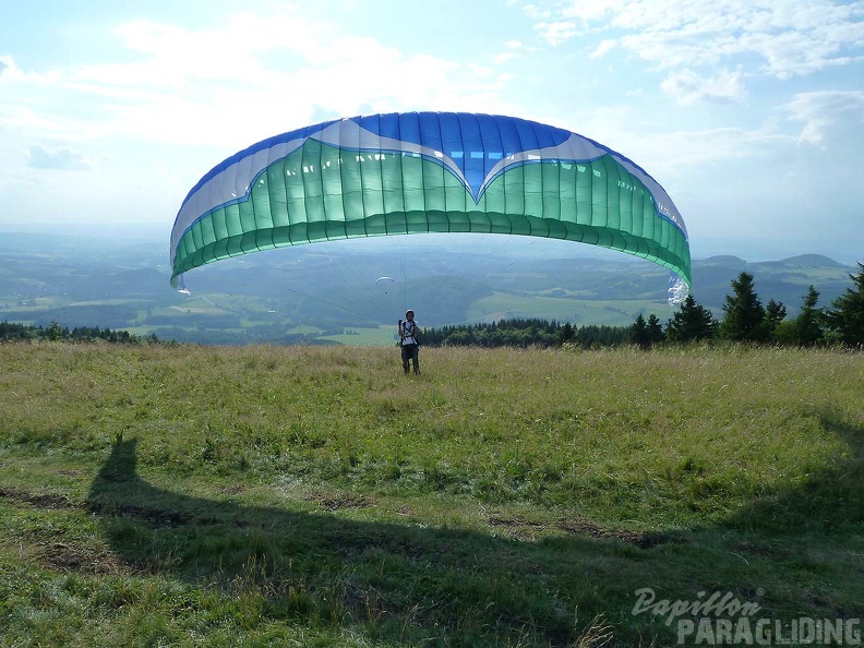 2010 RK28.10 Wasserkuppe Paragliding 008