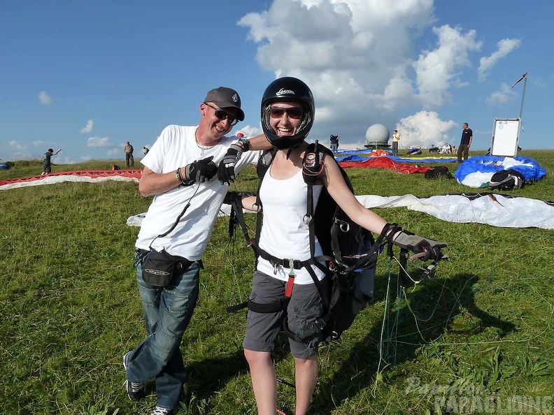 2010 RK28.10 Wasserkuppe Paragliding 014