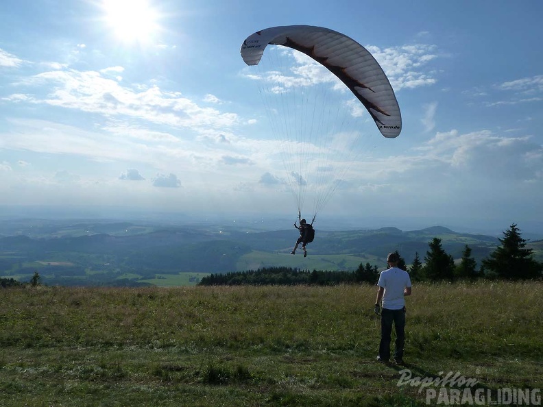 2010_RK28.10_Wasserkuppe_Paragliding_019.jpg