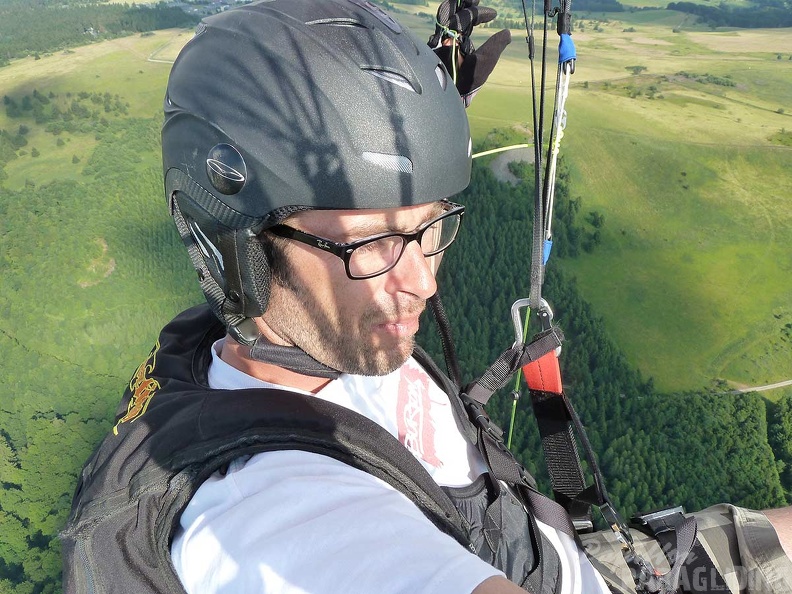 2010_RK28.10_Wasserkuppe_Paragliding_059.jpg