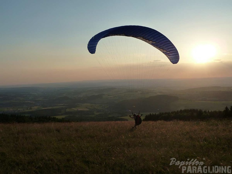 2010 RK28.10 Wasserkuppe Paragliding 065