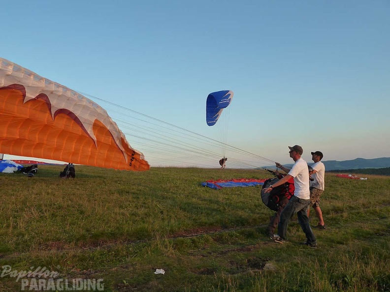 2010 RK28.10 Wasserkuppe Paragliding 075