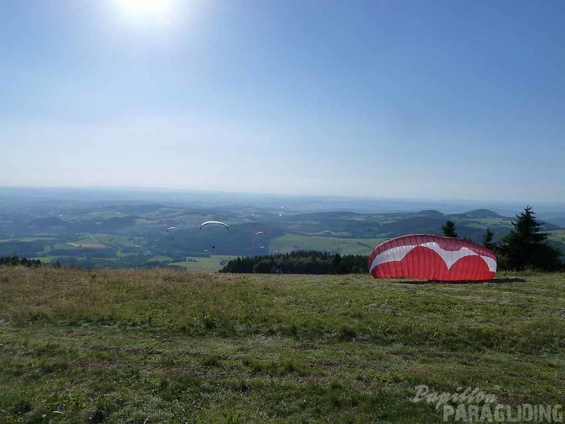 2010 RK28.10 Wasserkuppe Paragliding 115