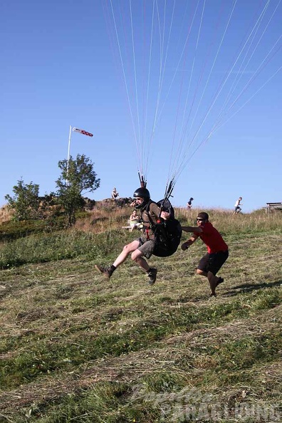 2010 RK28.10 Wasserkuppe Paragliding 124