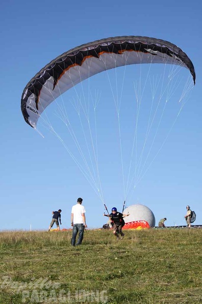 2010_RK28.10_Wasserkuppe_Paragliding_130.jpg