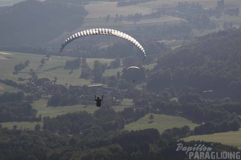 2010 RK28.10 Wasserkuppe Paragliding 140