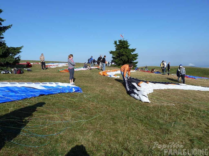 2010_RK28.10_1_Wasserkuppe_Paragliding_002.jpg