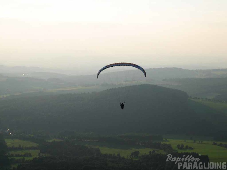 2010 RK31.10 Wasserkuppe Paragliding 018