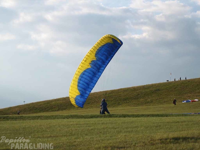 2010 RK31.10 Wasserkuppe Paragliding 030