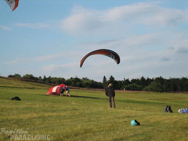 2010_RK31.10_Wasserkuppe_Paragliding_031.jpg