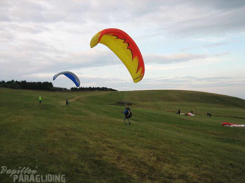 2010_RK31.10_Wasserkuppe_Paragliding_039.jpg