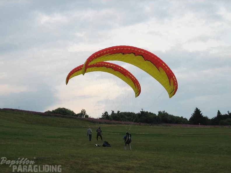 2010_RK31.10_Wasserkuppe_Paragliding_040.jpg